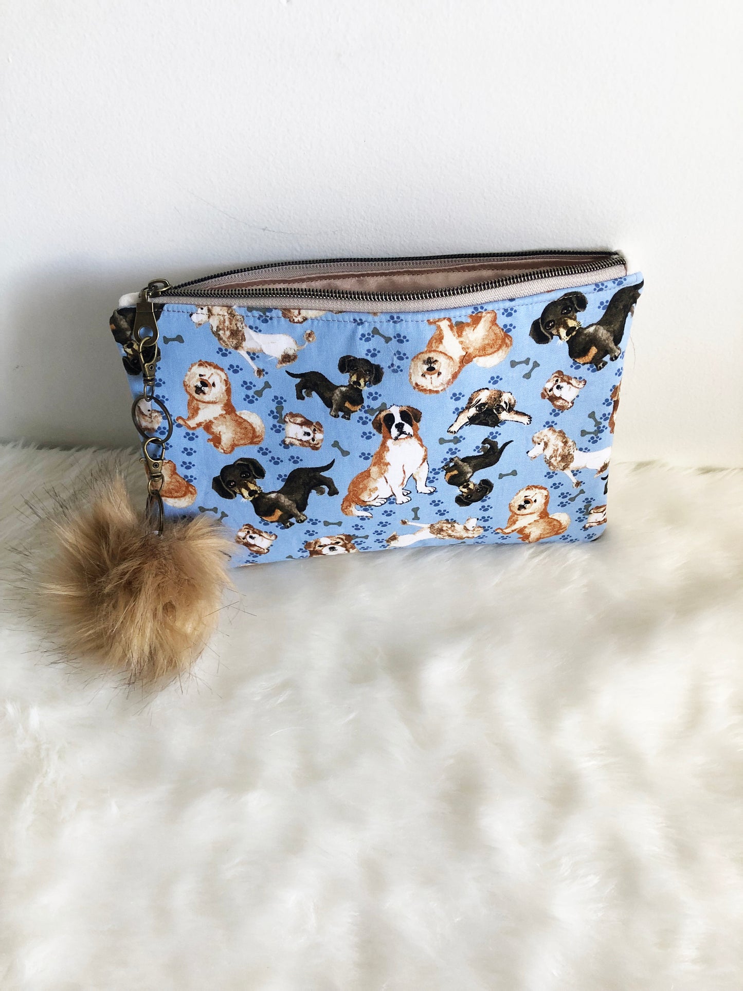 Blue Dog Pattern Pouch